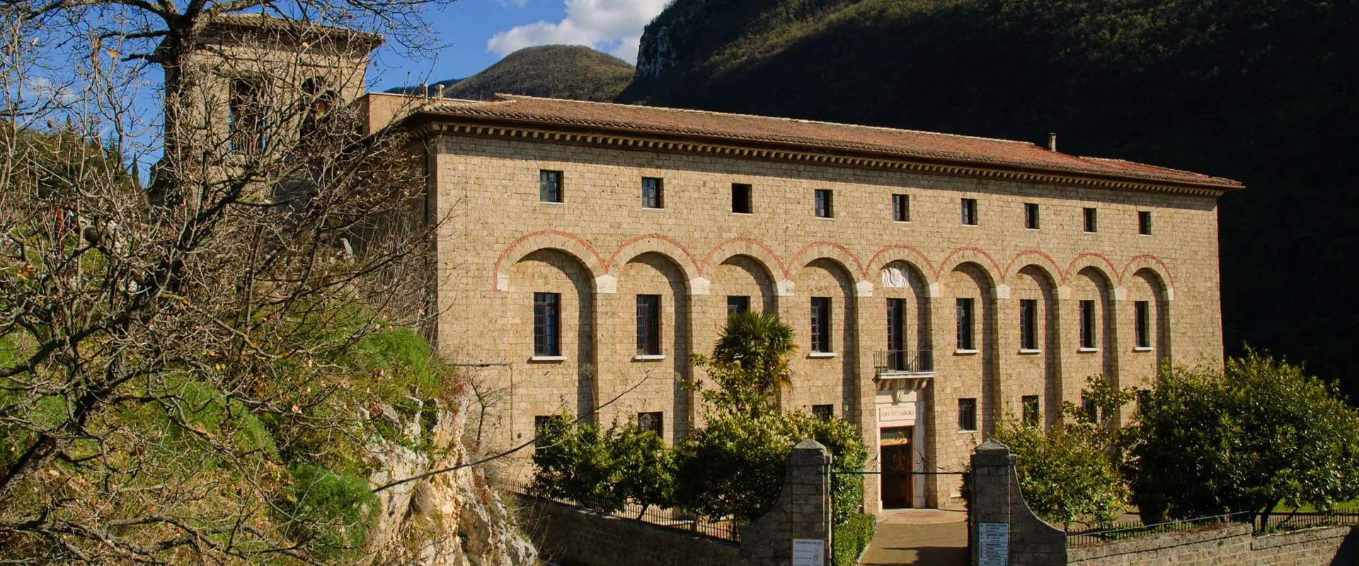 Santa Ildegarda Rimedi Naturali Pdf Conferenza Santa Ildegarda di Bingen 26 Ottobre 2024 - Foresteria Santa